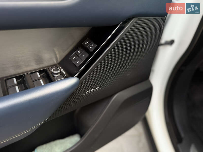 Внедорожник / Кроссовер Land Rover Range Rover Velar 2017 в Тернополе фото 52 Внедорожник / Кроссовер Land Rover Range Rover Velar 2017 в Тернополе