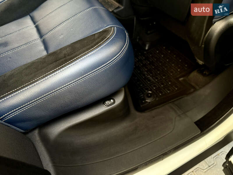 Внедорожник / Кроссовер Land Rover Range Rover Velar 2017 в Тернополе фото 67 Внедорожник / Кроссовер Land Rover Range Rover Velar 2017 в Тернополе