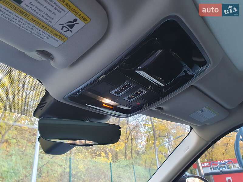 Позашляховик / Кросовер Land Rover Range Rover Velar 2017 в Києві