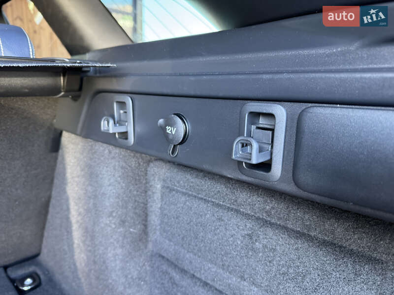 Внедорожник / Кроссовер Land Rover Range Rover Velar 2018 в Виннице фото 68 Внедорожник / Кроссовер Land Rover Range Rover Velar 2018 в Виннице