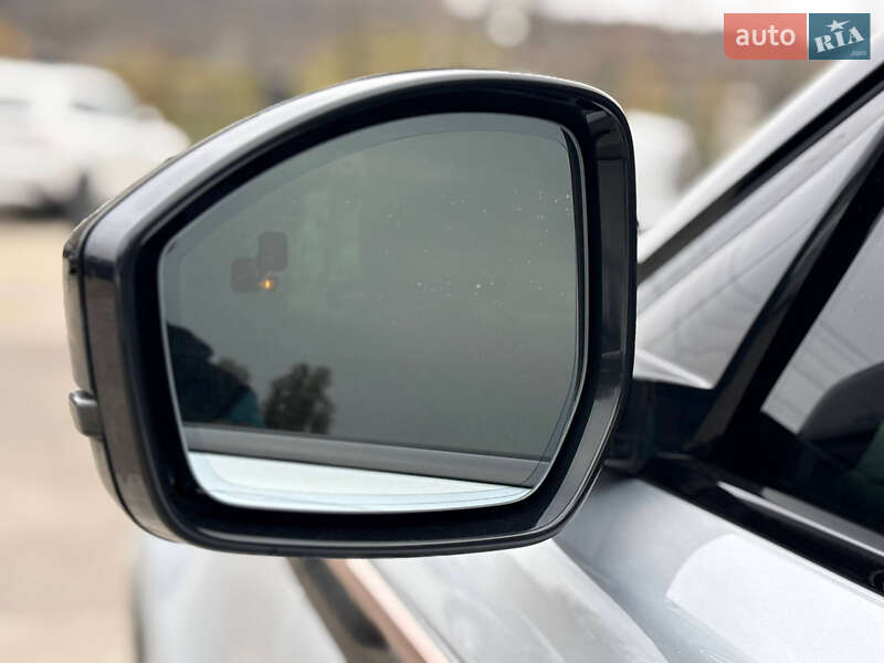 Позашляховик / Кросовер Land Rover Range Rover Velar 2021 в Києві