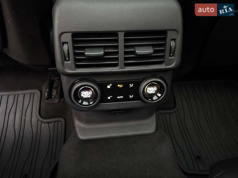 Позашляховик / Кросовер Land Rover Range Rover Velar 2018 в Києві фото 23 Позашляховик / Кросовер Land Rover Range Rover Velar 2018 в Києві