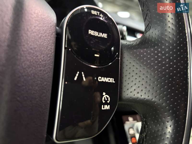Позашляховик / Кросовер Land Rover Range Rover Velar 2018 в Києві