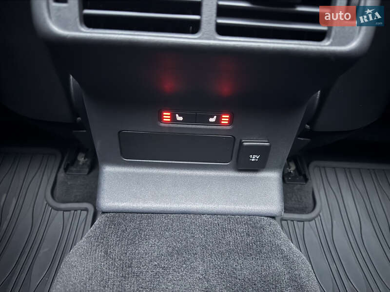 Позашляховик / Кросовер Land Rover Range Rover Velar 2019 в Києві фото 30 Позашляховик / Кросовер Land Rover Range Rover Velar 2019 в Києві