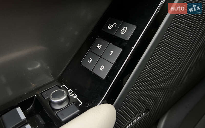 Внедорожник / Кроссовер Land Rover Range Rover Velar 2020 в Львове