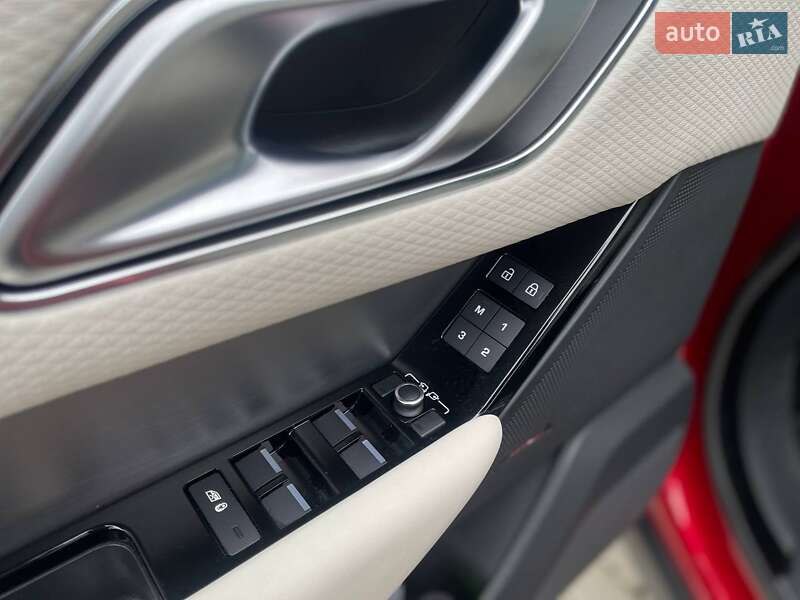 Позашляховик / Кросовер Land Rover Range Rover Velar 2023 в Львові фото 9 Позашляховик / Кросовер Land Rover Range Rover Velar 2023 в Львові