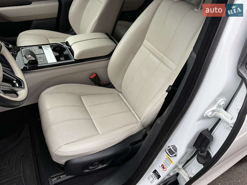 Внедорожник / Кроссовер Land Rover Range Rover Velar 2021 в Киеве