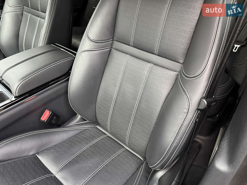 Внедорожник / Кроссовер Land Rover Range Rover Velar 2019 в Киеве фото 76 Внедорожник / Кроссовер Land Rover Range Rover Velar 2019 в Киеве