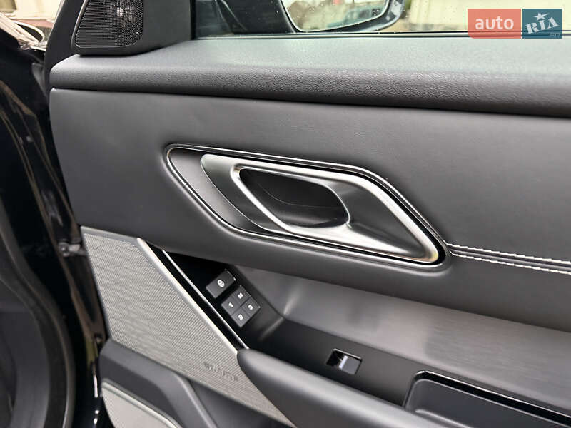 Внедорожник / Кроссовер Land Rover Range Rover Velar 2019 в Киеве фото 117 Внедорожник / Кроссовер Land Rover Range Rover Velar 2019 в Киеве