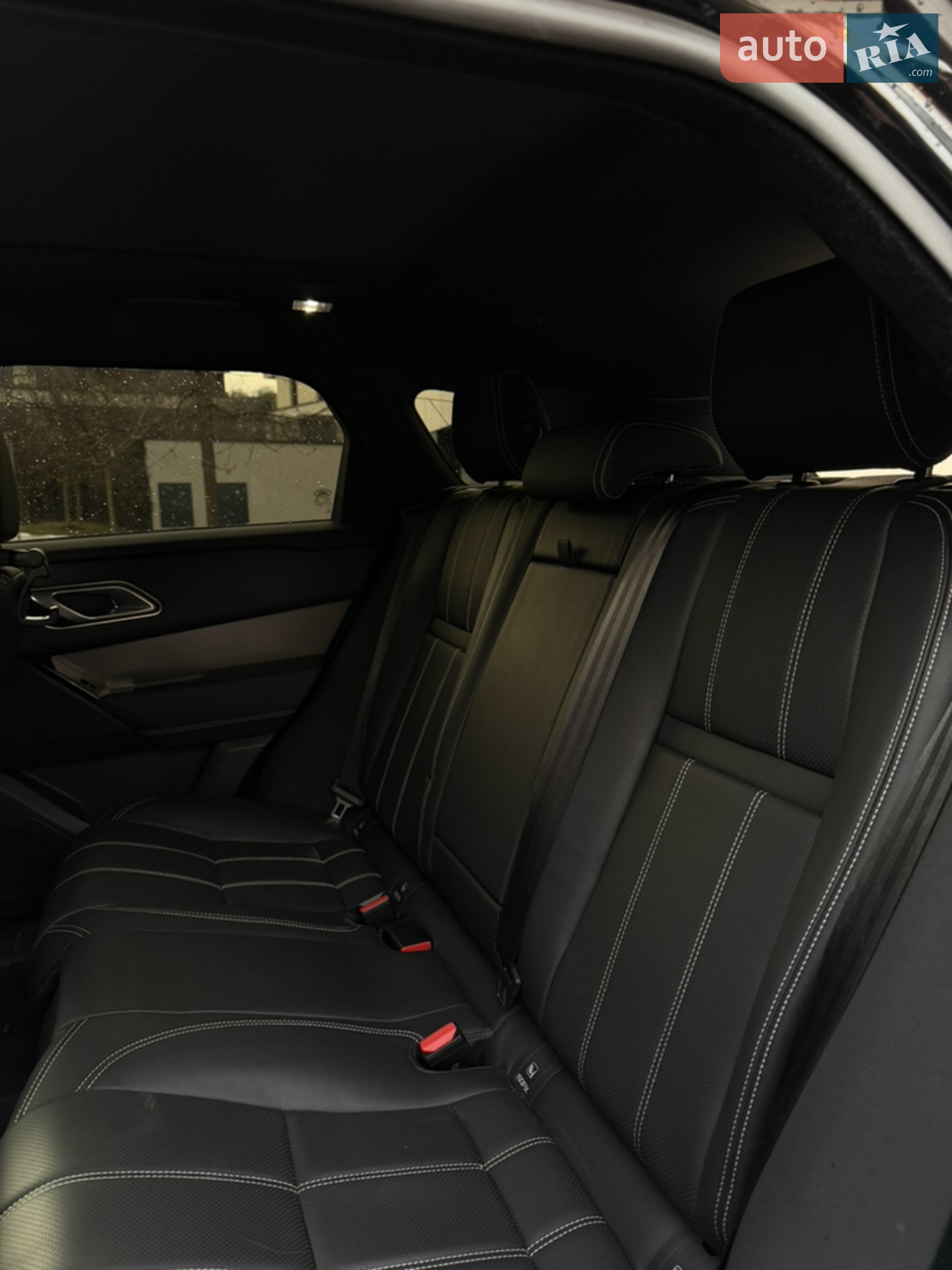2022 Land Rover Range Rover Velar - мініатюра 16
