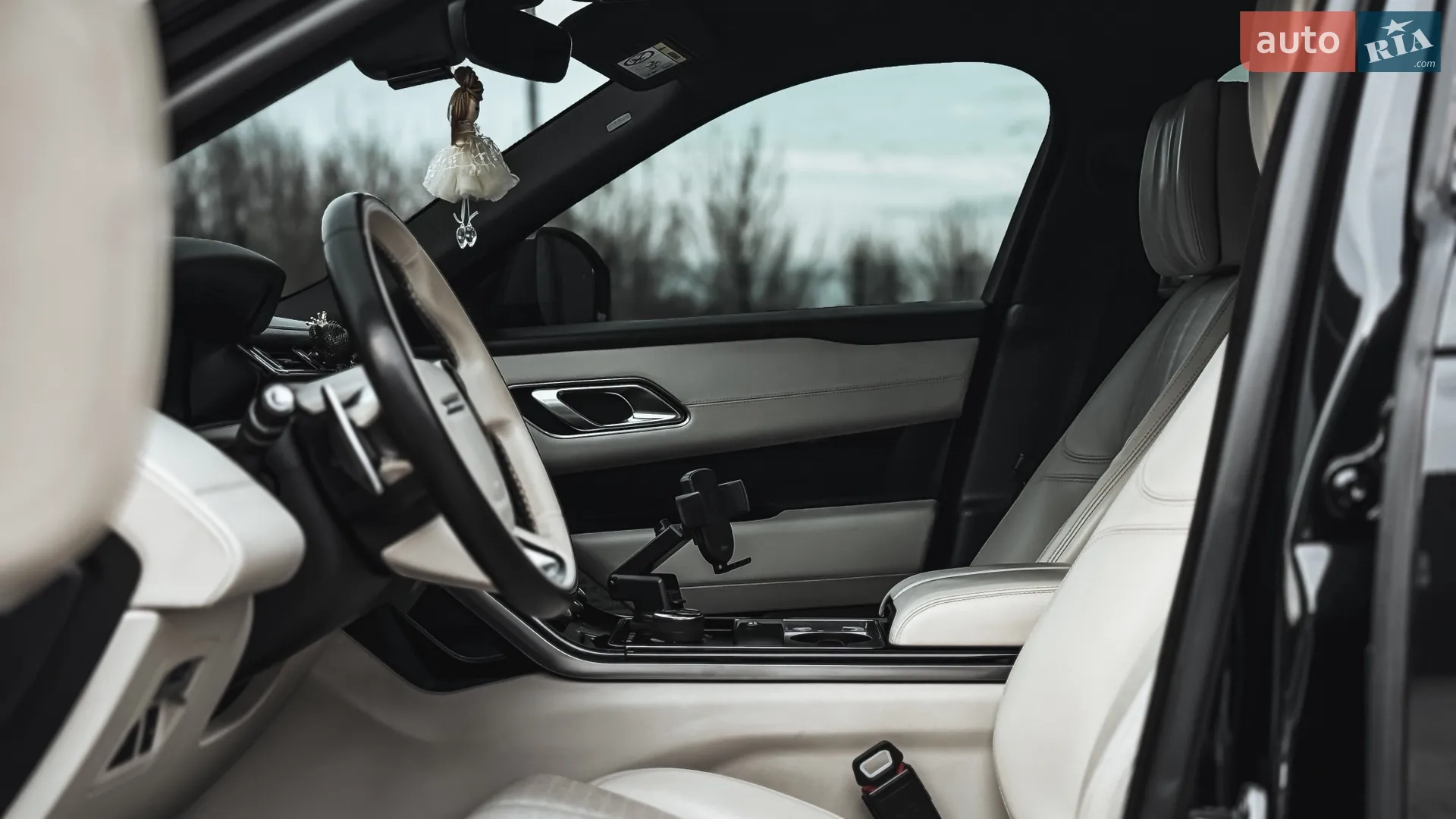 2018 Land Rover Range Rover Velar - мініатюра 36