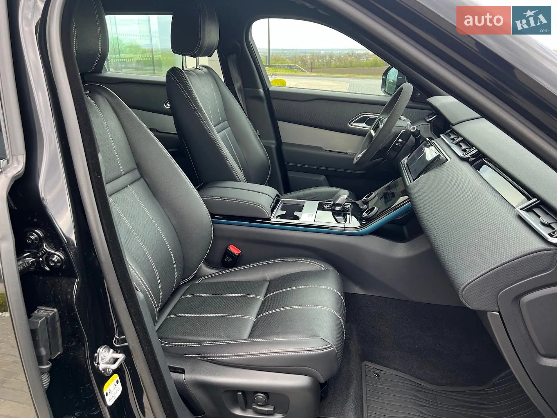 2022 Land Rover Range Rover Velar - мініатюра 30