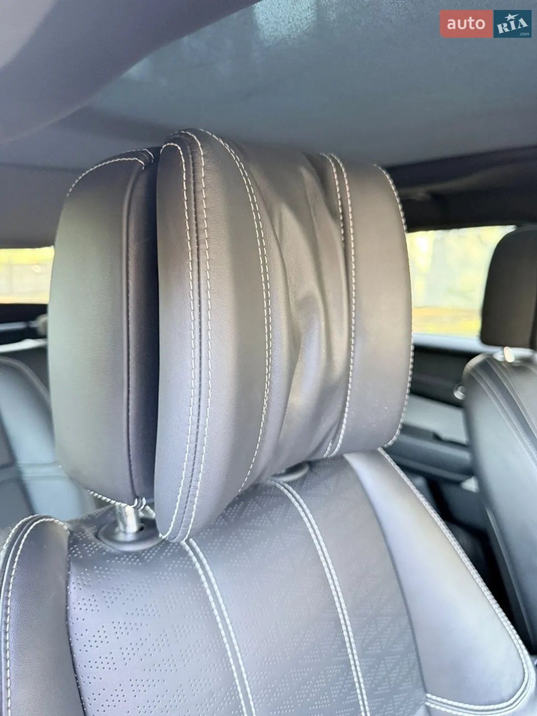 2017 Land Rover Range Rover Velar - мініатюра 32