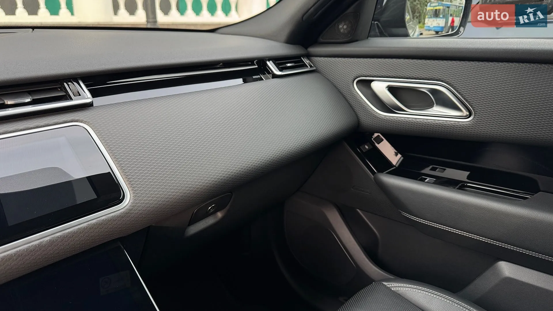 2020 Land Rover Range Rover Velar - мініатюра 16
