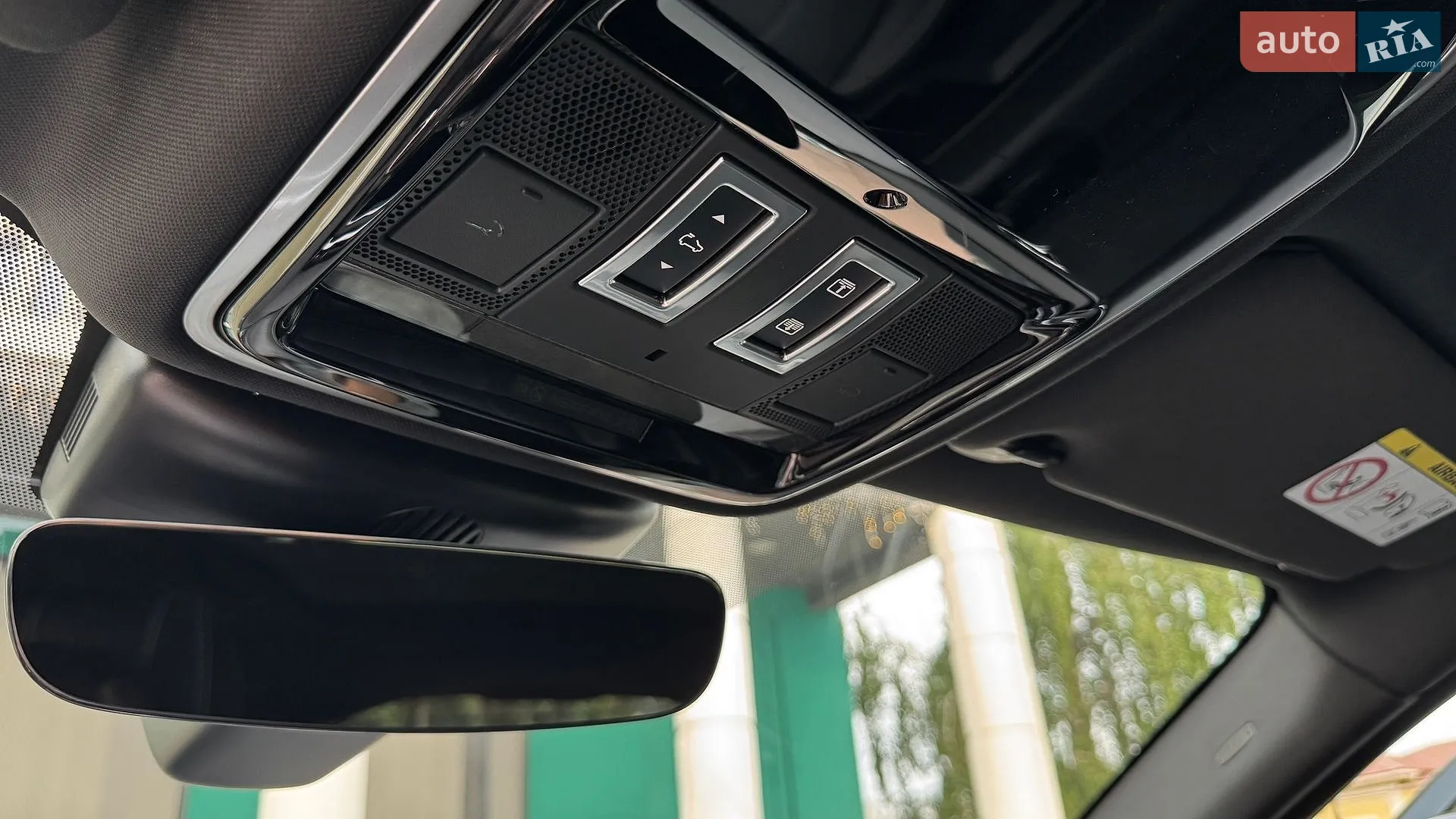 2020 Land Rover Range Rover Velar - мініатюра 24