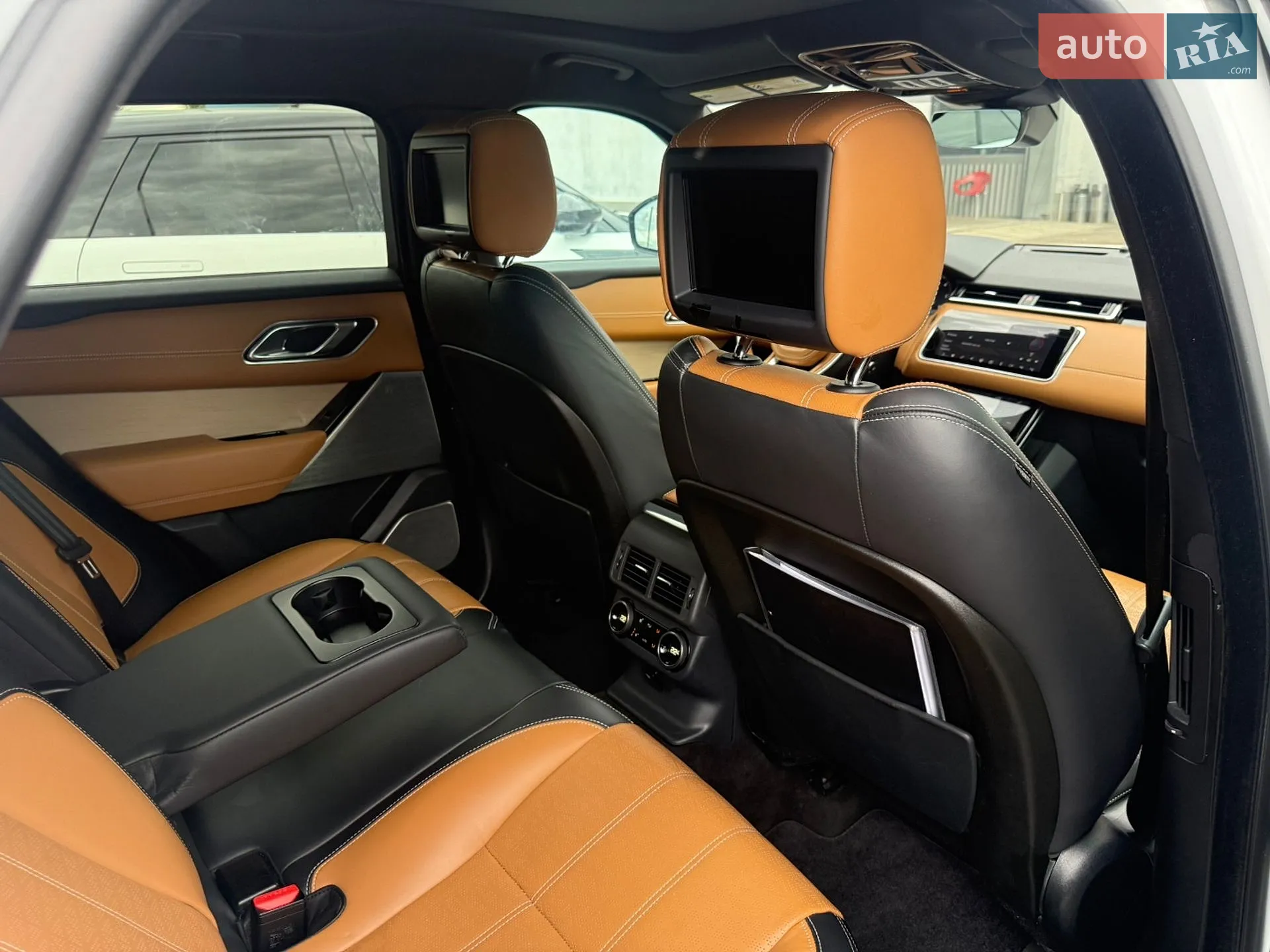 2017 Land Rover Range Rover Velar - мініатюра 51