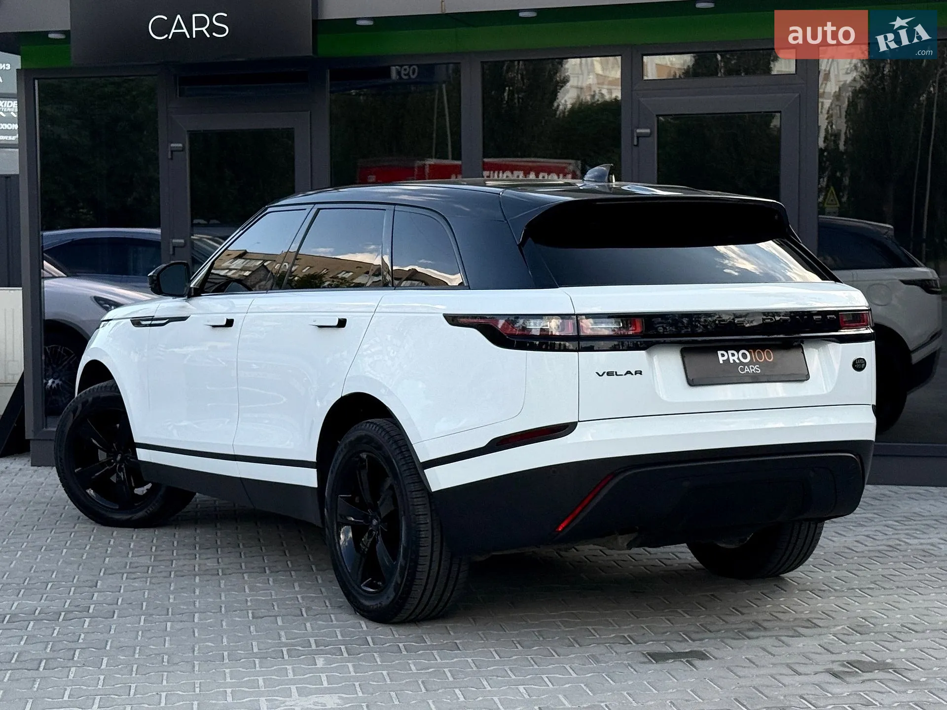 2017 Land Rover Range Rover Velar - мініатюра 10