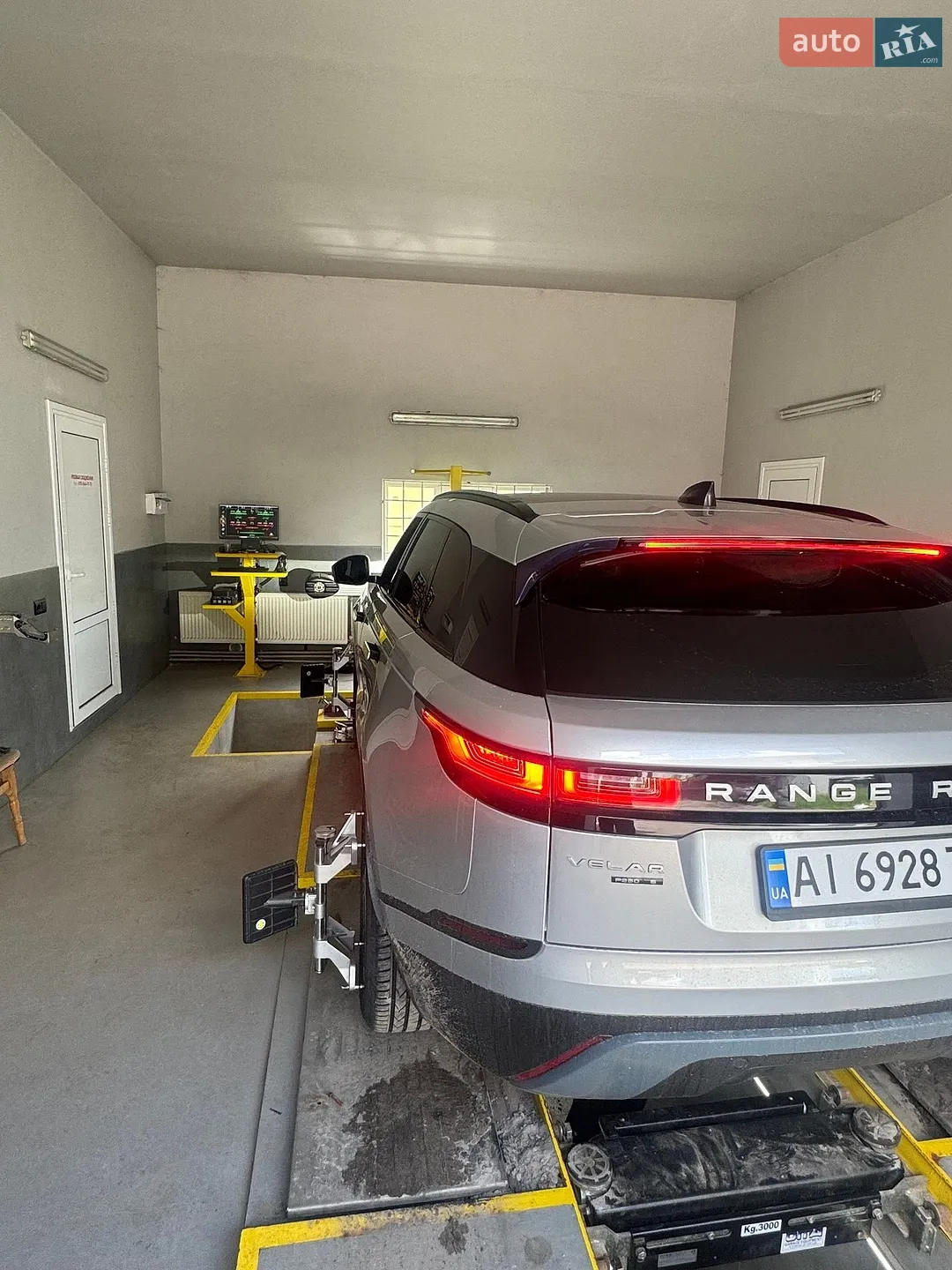 2018 Land Rover Range Rover Velar - мініатюра 21