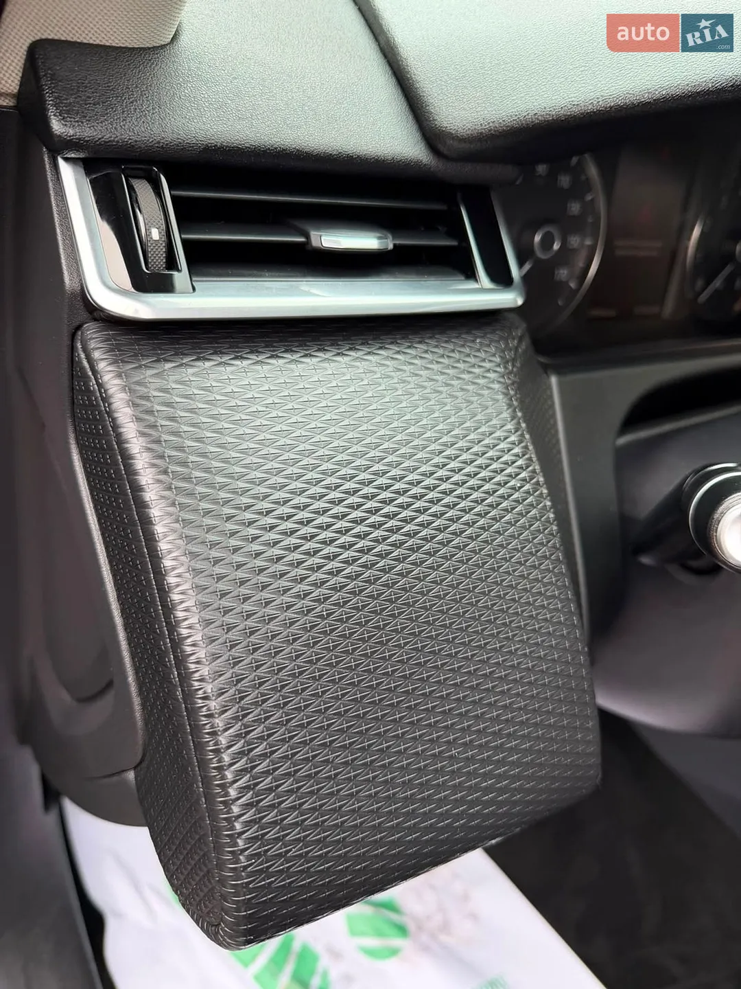 2019 Land Rover Range Rover Velar - мініатюра 57
