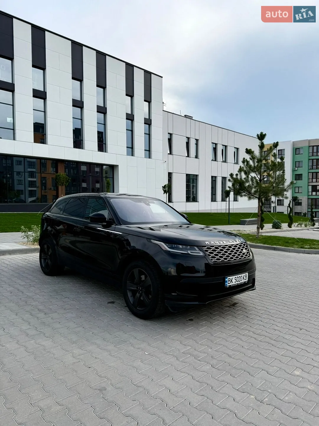 2019 Land Rover Range Rover Velar - мініатюра 2