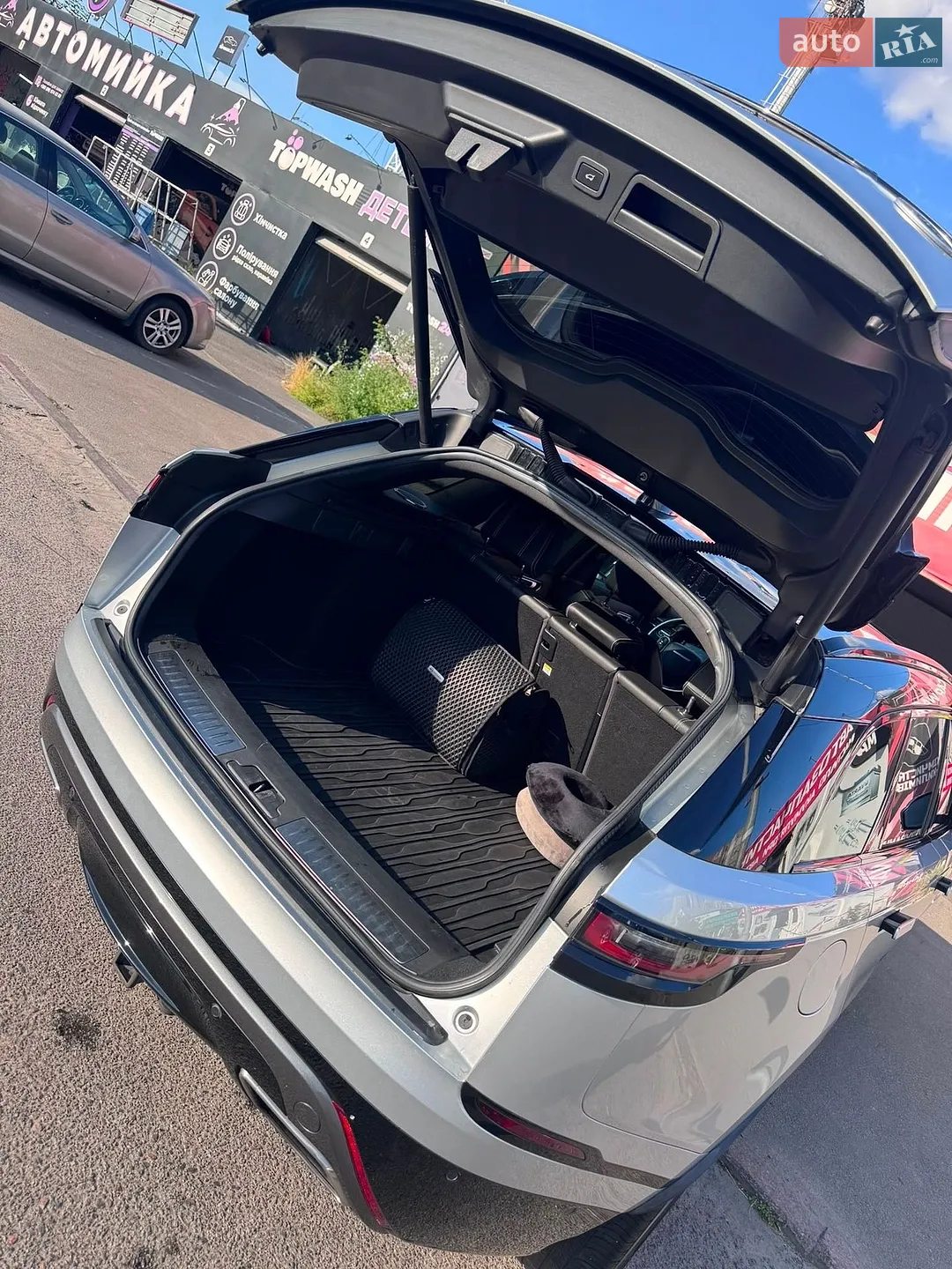 2018 Land Rover Range Rover Velar - мініатюра 11