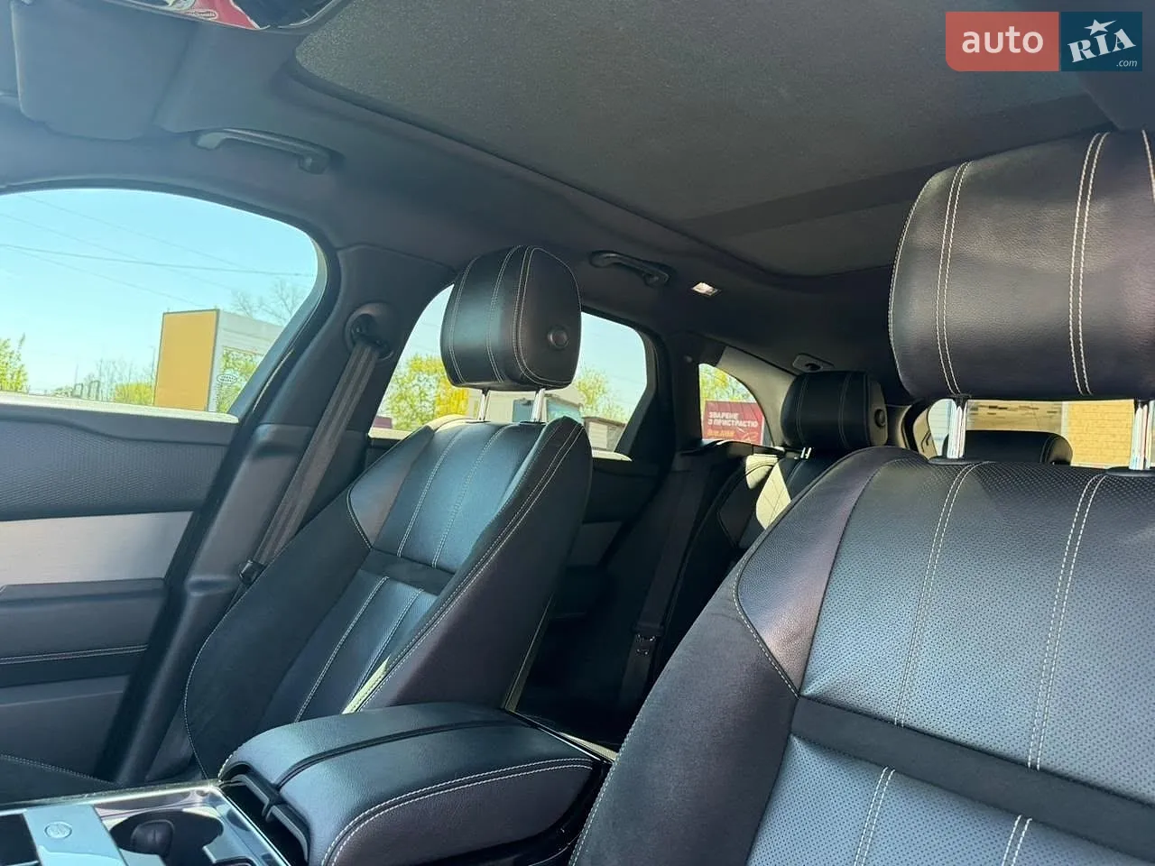 2018 Land Rover Range Rover Velar - мініатюра 12