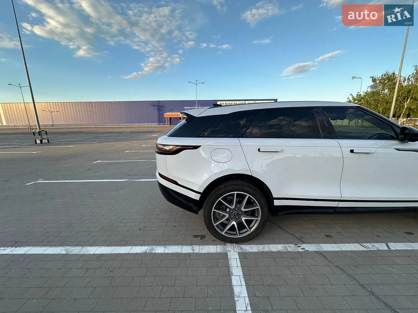 2021 Land Rover Range Rover Velar - мініатюра 17