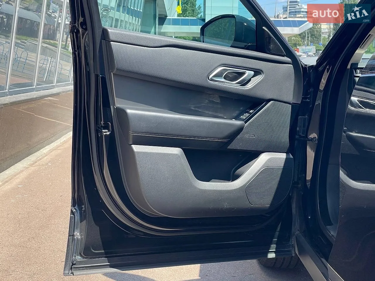 2019 Land Rover Range Rover Velar - мініатюра 15