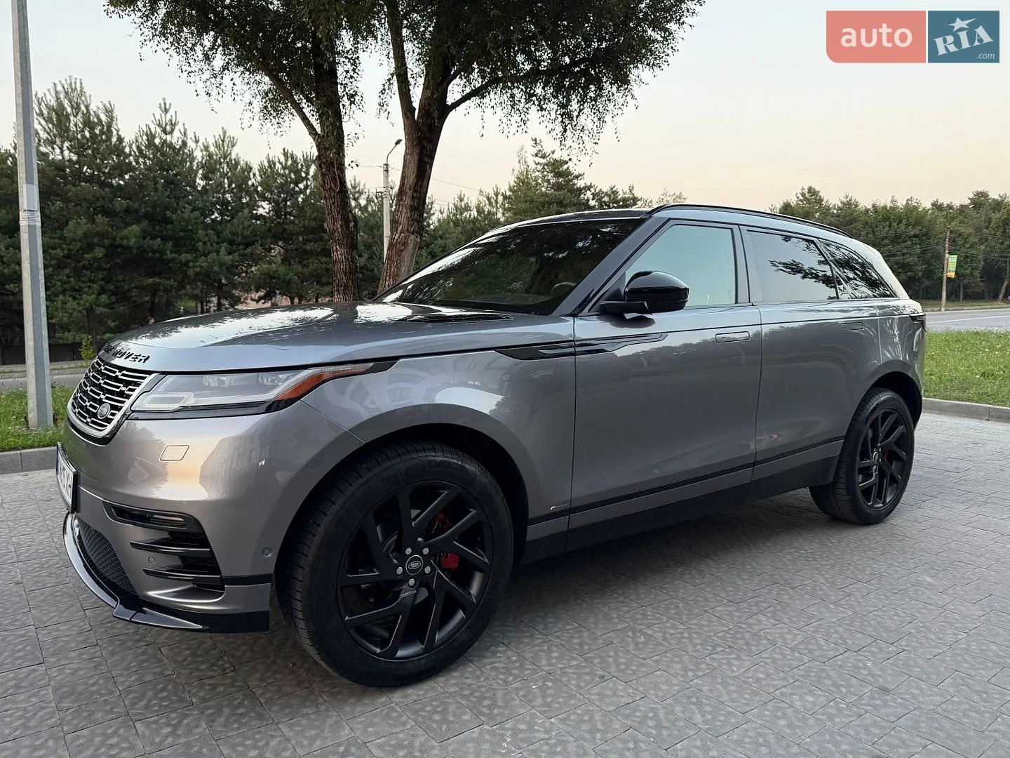 2019 Land Rover Range Rover Velar - мініатюра 2