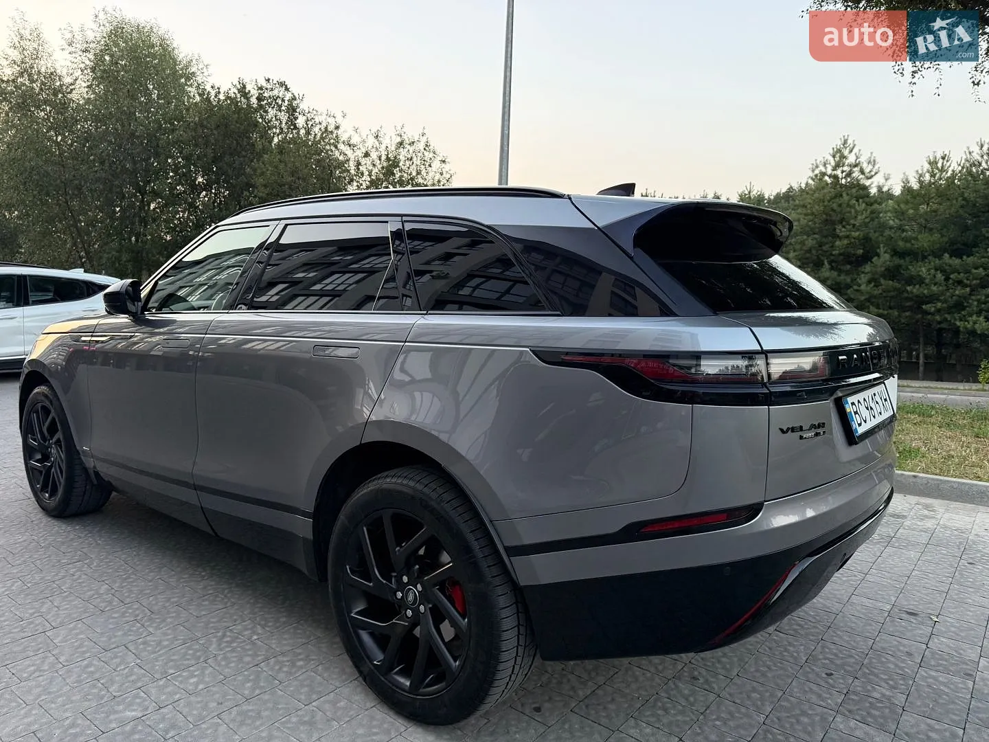 2019 Land Rover Range Rover Velar - мініатюра 25
