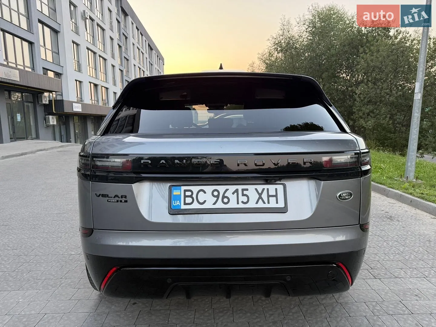 2019 Land Rover Range Rover Velar - мініатюра 28
