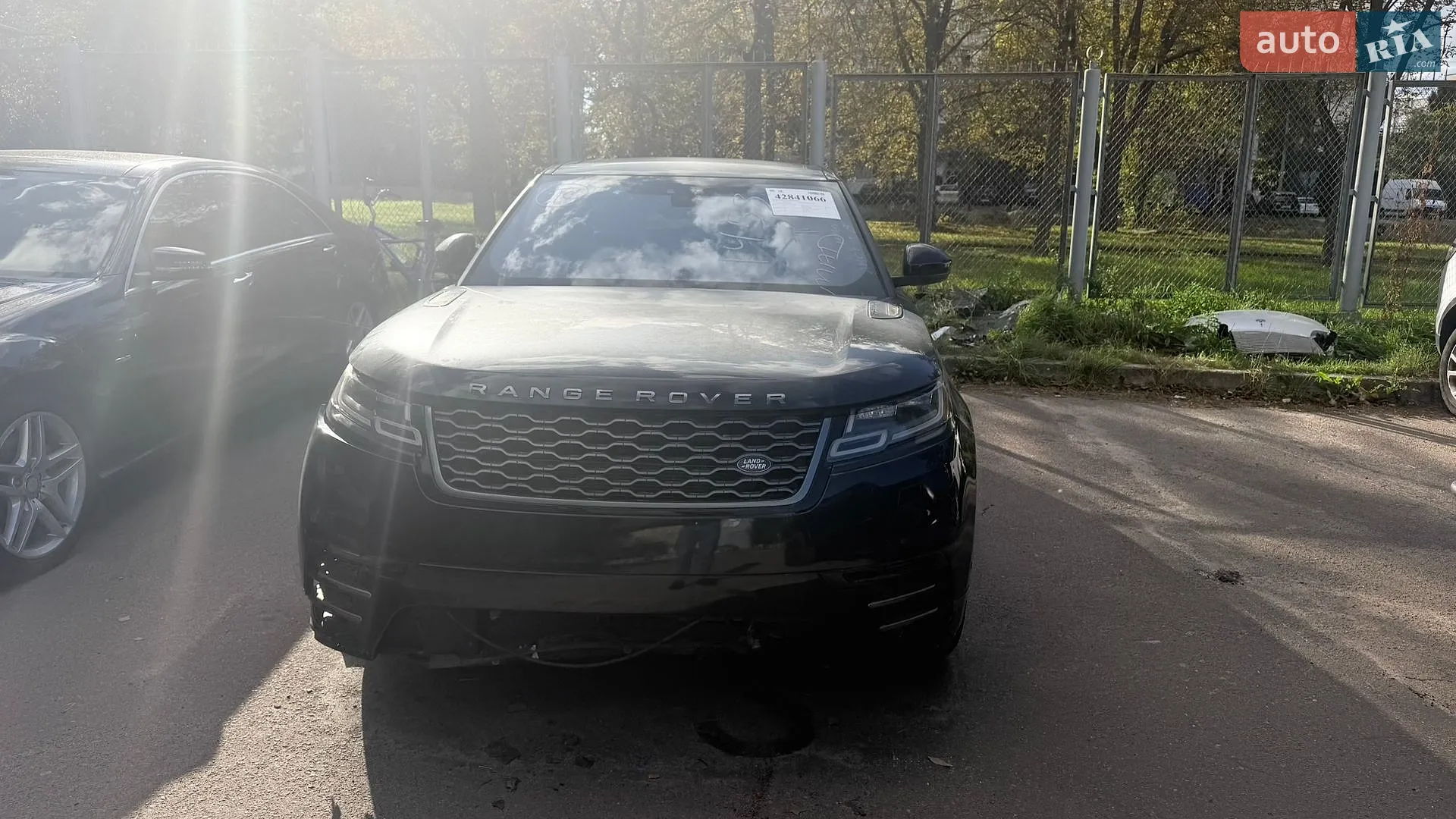 2018 Land Rover Range Rover Velar - мініатюра 2