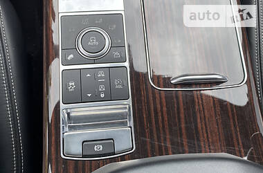 Позашляховик / Кросовер Land Rover Range Rover 2013 в 