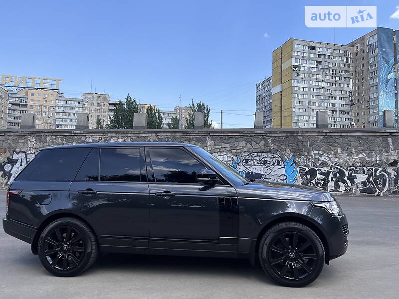 Внедорожник / Кроссовер Land Rover Range Rover 2017 в Киеве