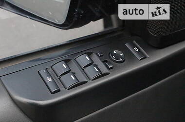 Внедорожник / Кроссовер Land Rover Range Rover 2012 в 