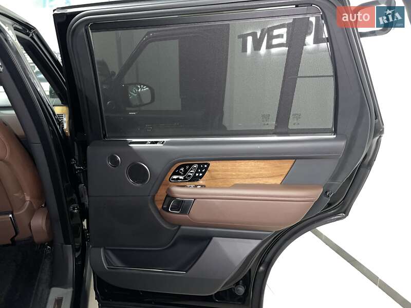 Внедорожник / Кроссовер Land Rover Range Rover 2020 в Одессе фото 177 Внедорожник / Кроссовер Land Rover Range Rover 2020 в Одессе