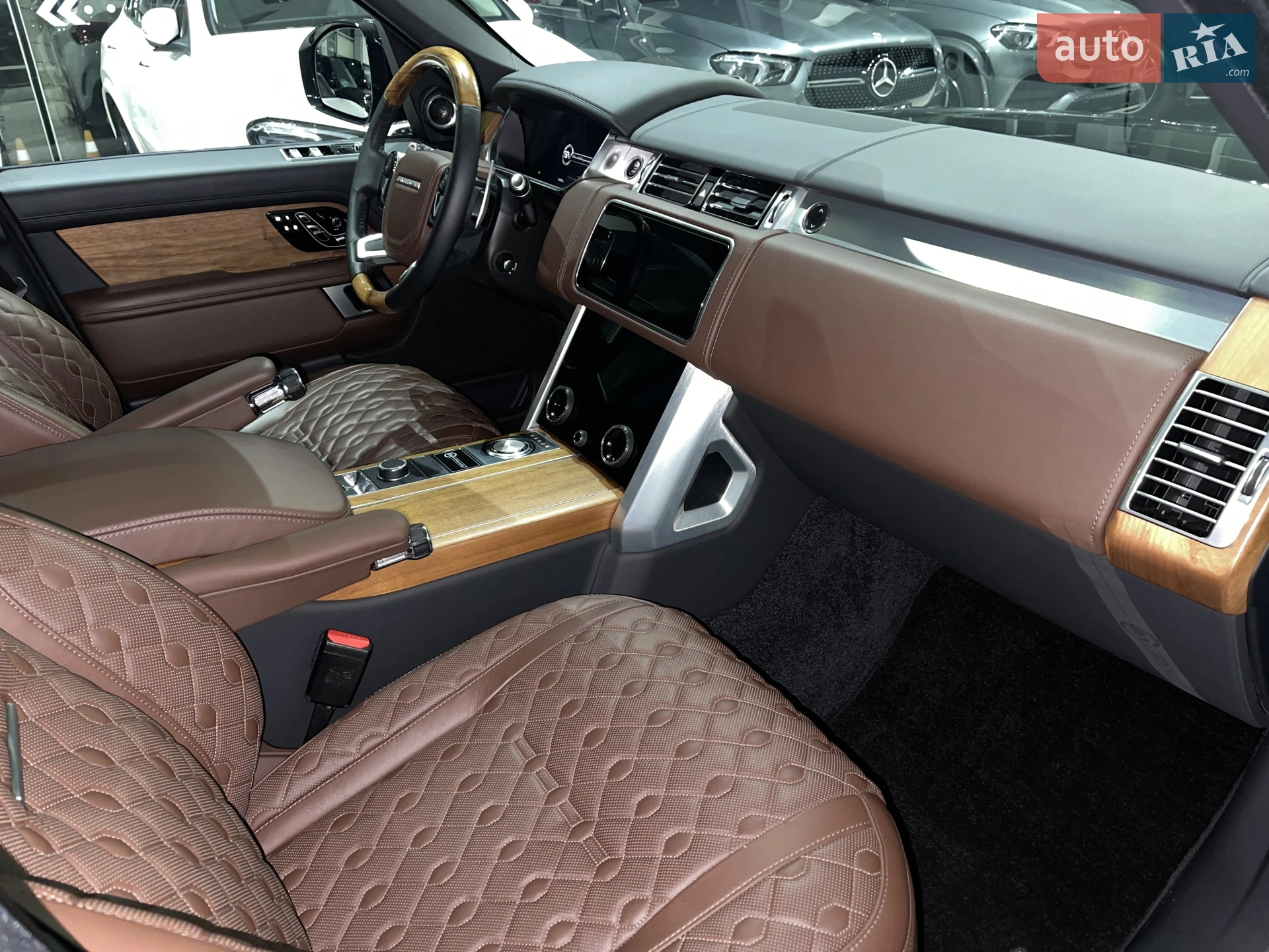 2020 Land Rover Range Rover - мініатюра 185
