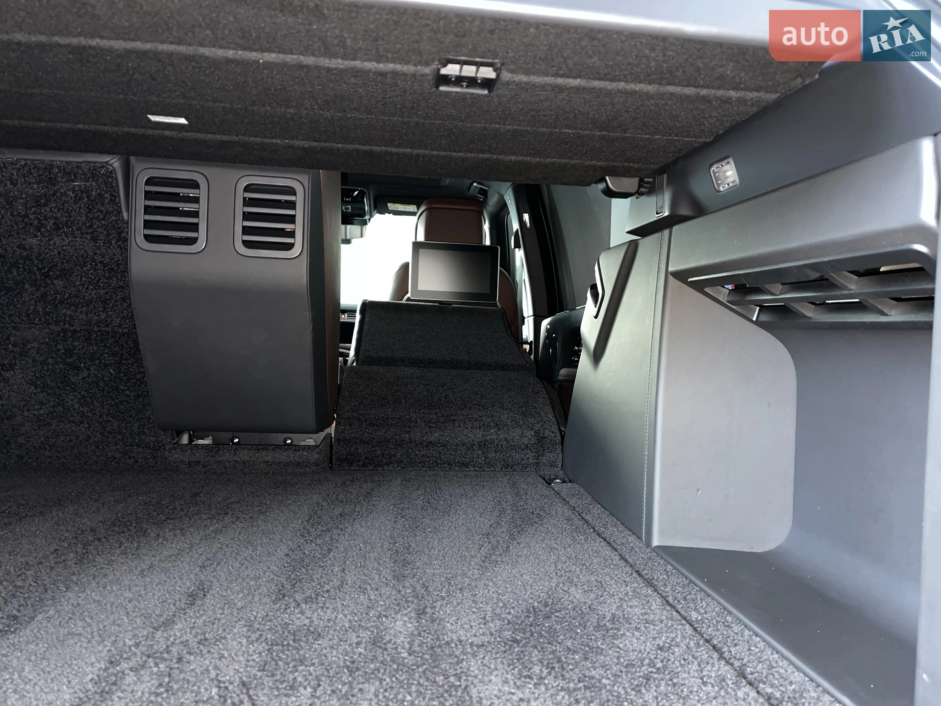 2020 Land Rover Range Rover - мініатюра 191