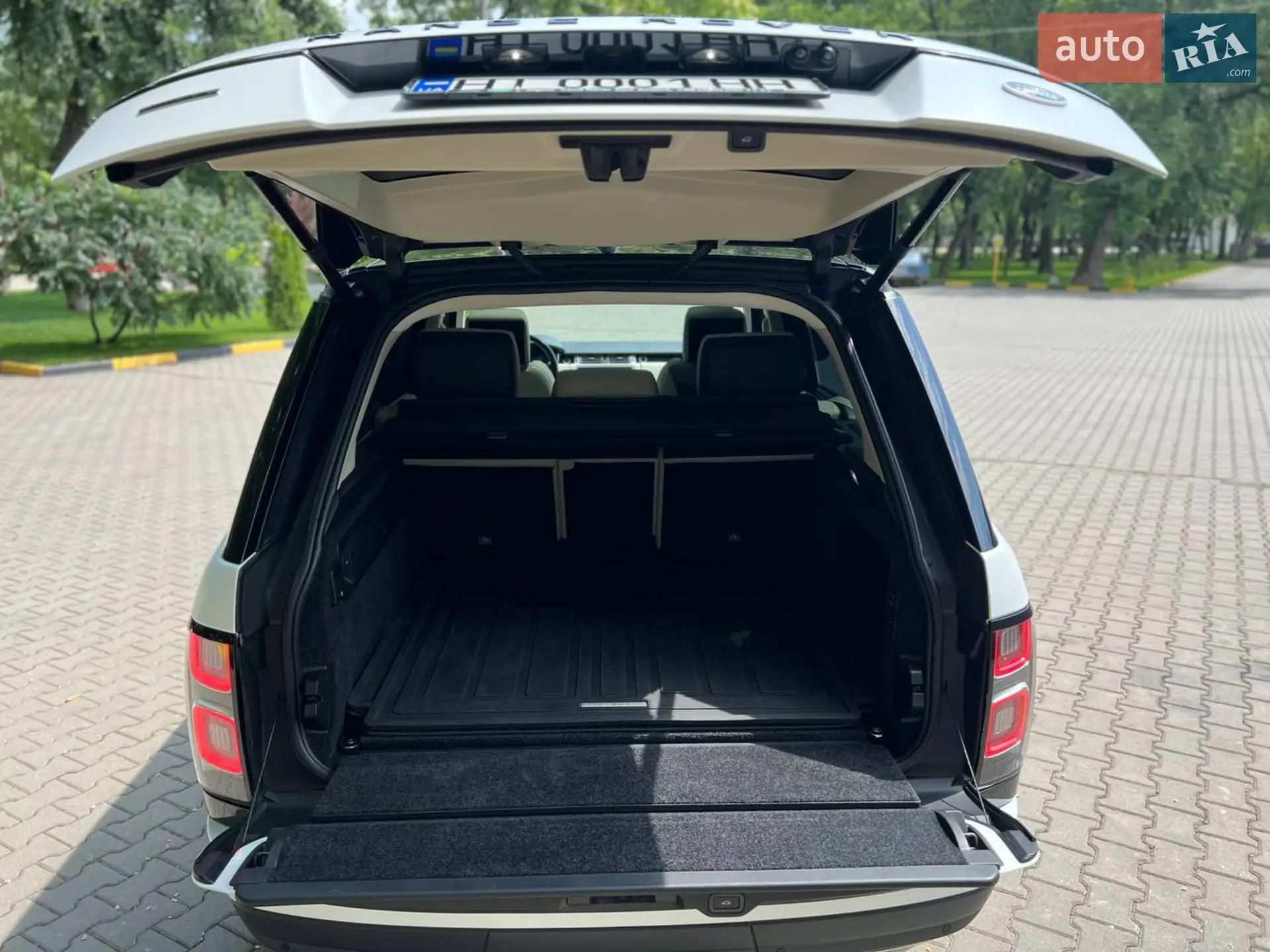 2018 Land Rover Range Rover - мініатюра 9