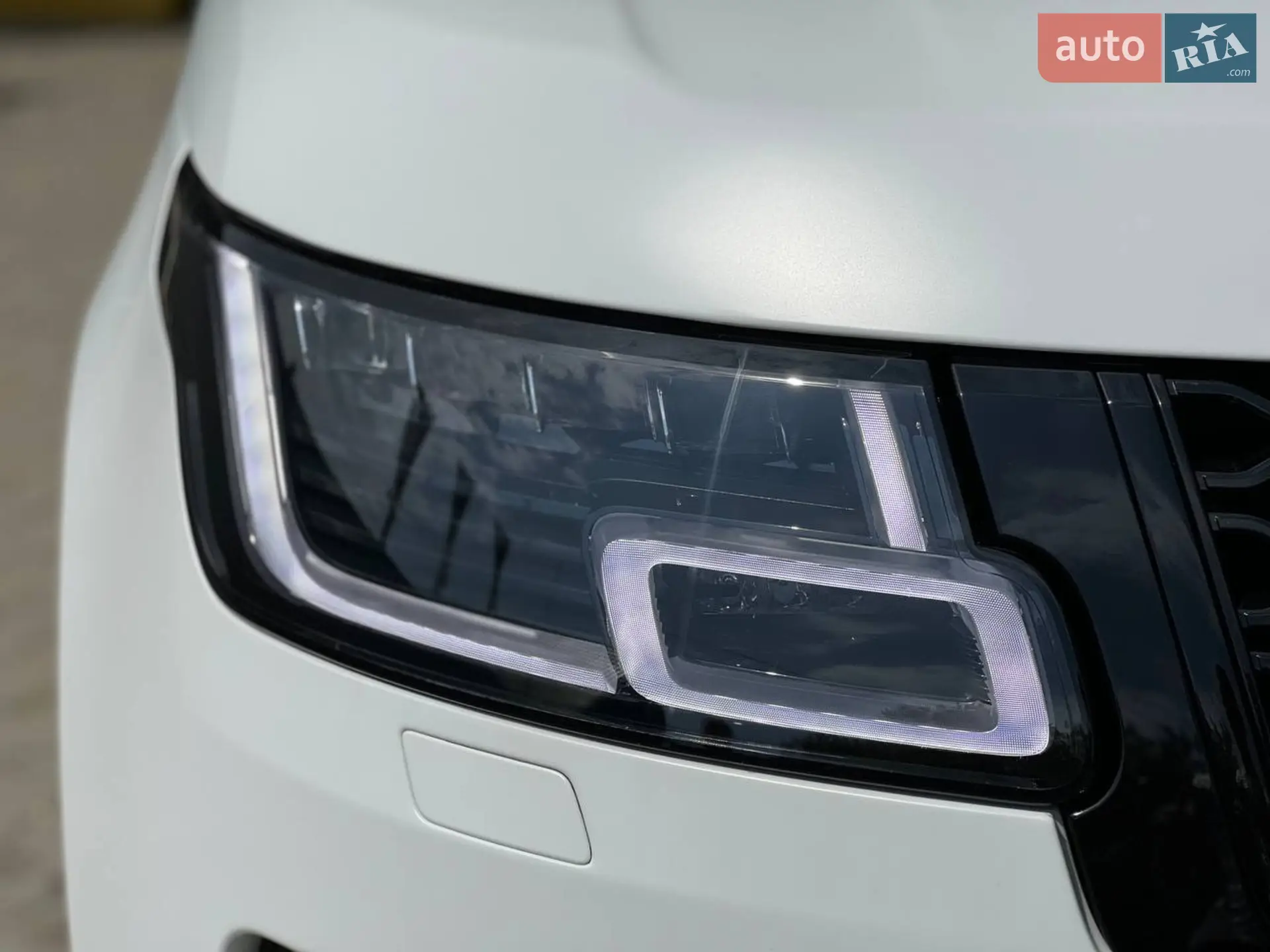 2018 Land Rover Range Rover - мініатюра 11