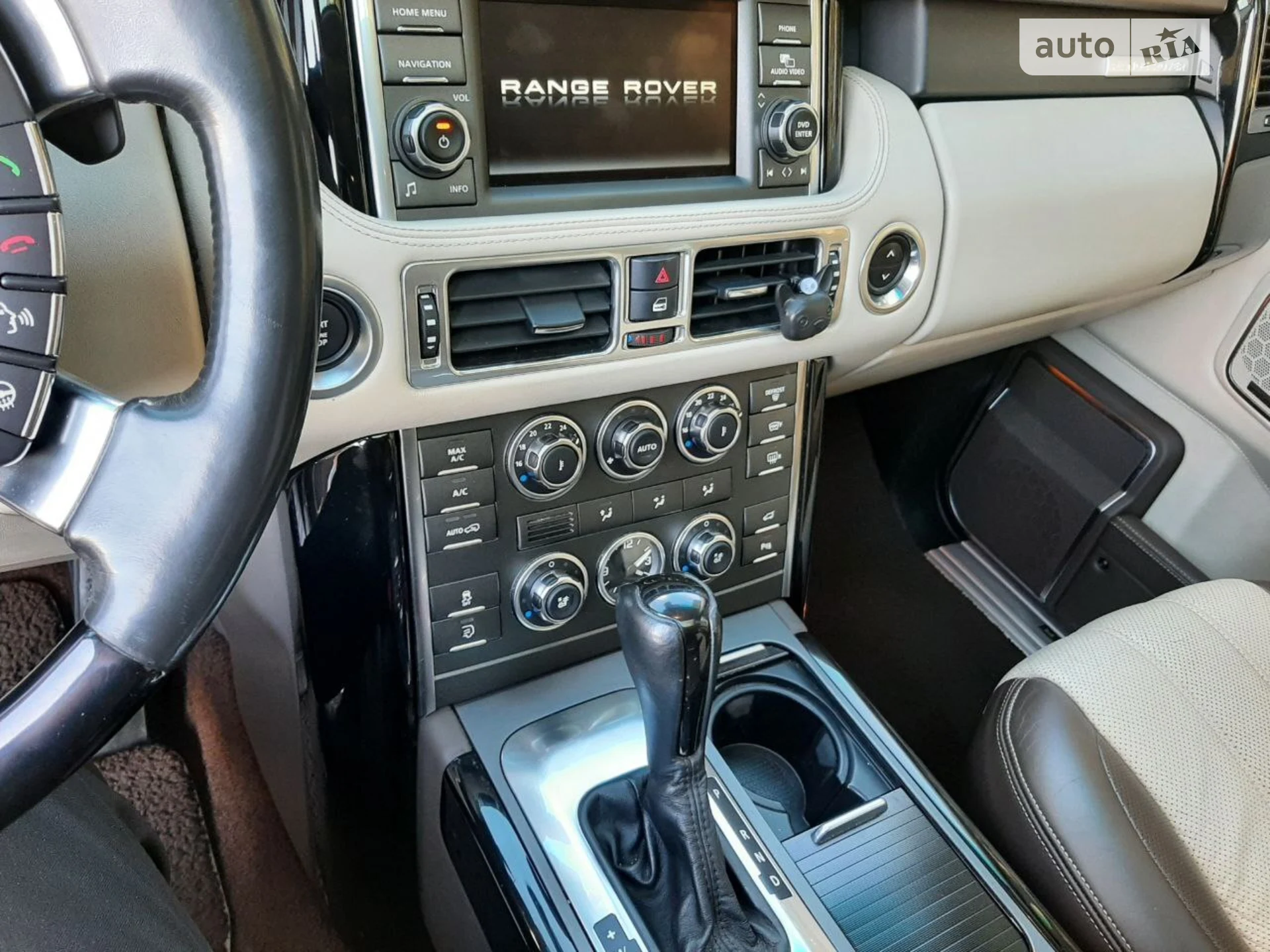 2012 Land Rover Range Rover - мініатюра 18