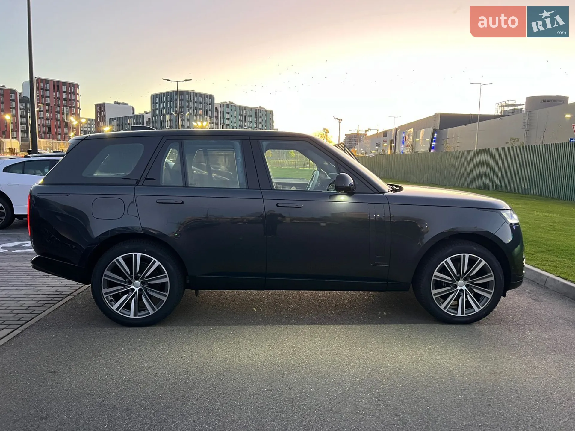 2023 Land Rover Range Rover - мініатюра 3