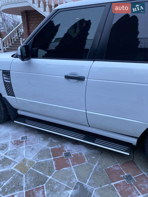 Позашляховик / Кросовер Land Rover Range Rover 2011 в Чернівцях
