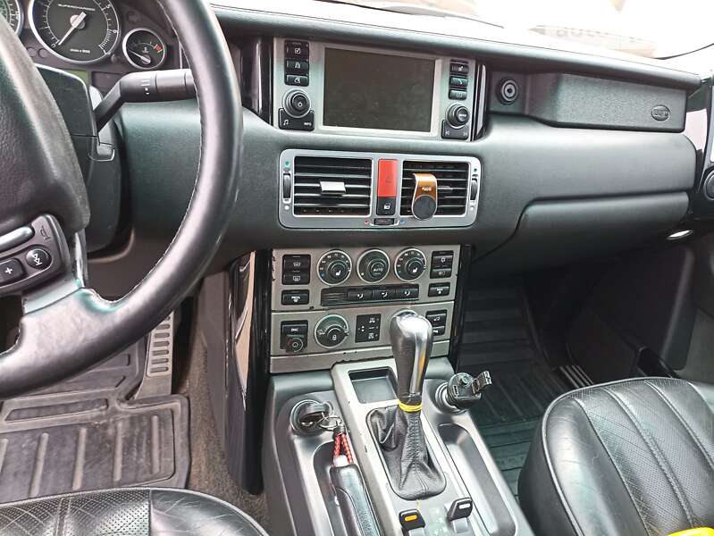 Внедорожник / Кроссовер Land Rover Range Rover 2006 в Переяславе