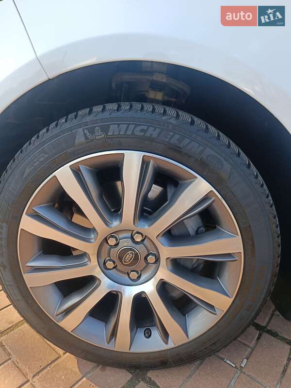 Внедорожник / Кроссовер Land Rover Range Rover 2014 в Киеве