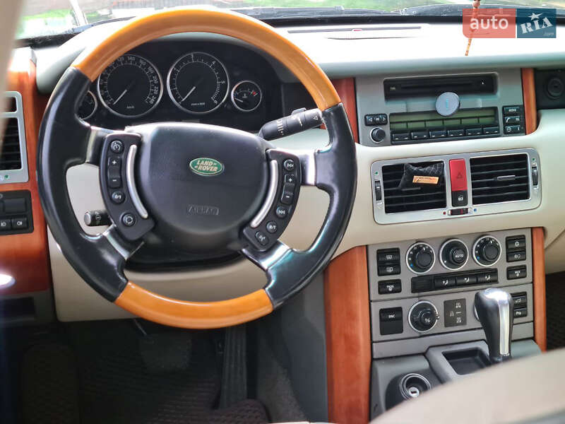 Внедорожник / Кроссовер Land Rover Range Rover 2002 в Киеве