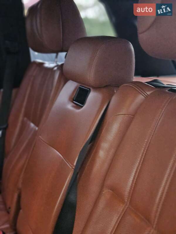 Позашляховик / Кросовер Land Rover Range Rover 2010 в Дрогобичі