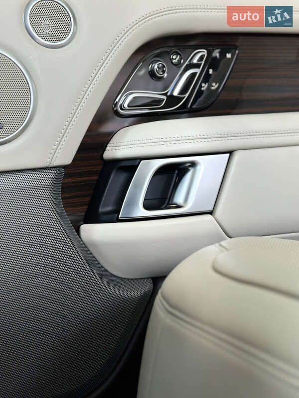 Внедорожник / Кроссовер Land Rover Range Rover 2020 в Николаеве