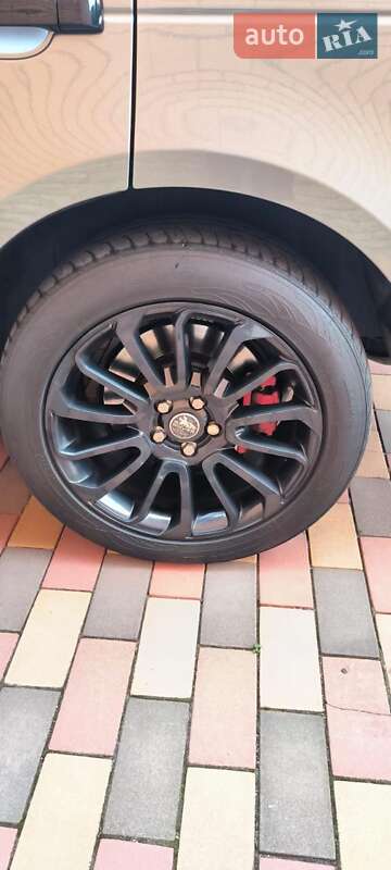 Внедорожник / Кроссовер Land Rover Range Rover 2010 в Днепре