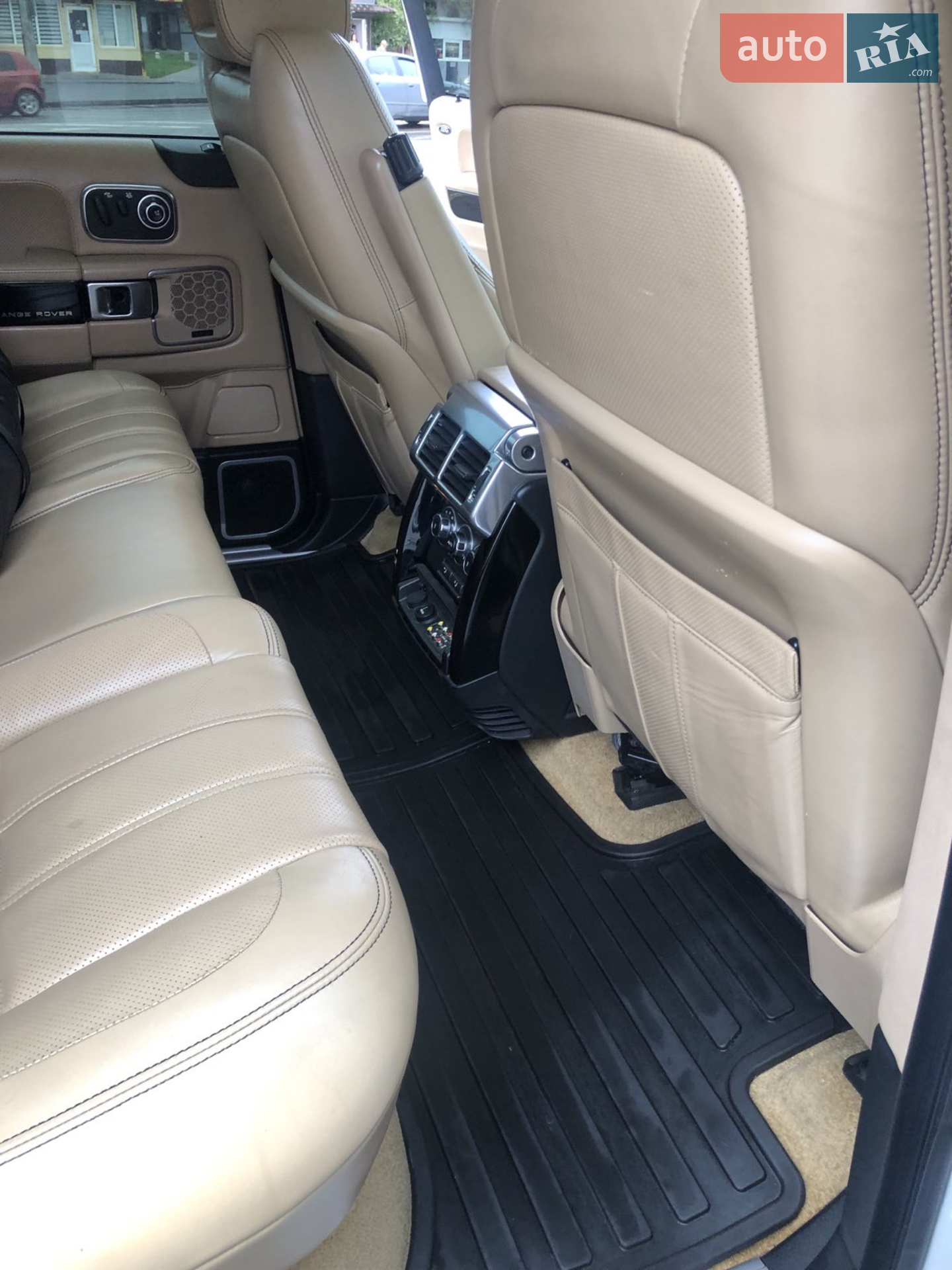 2012 Land Rover Range Rover - мініатюра 31